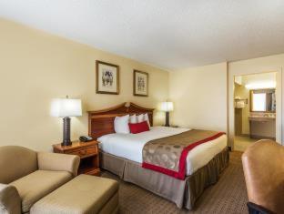Ramada By Wyndham Houma Hotel Room photo